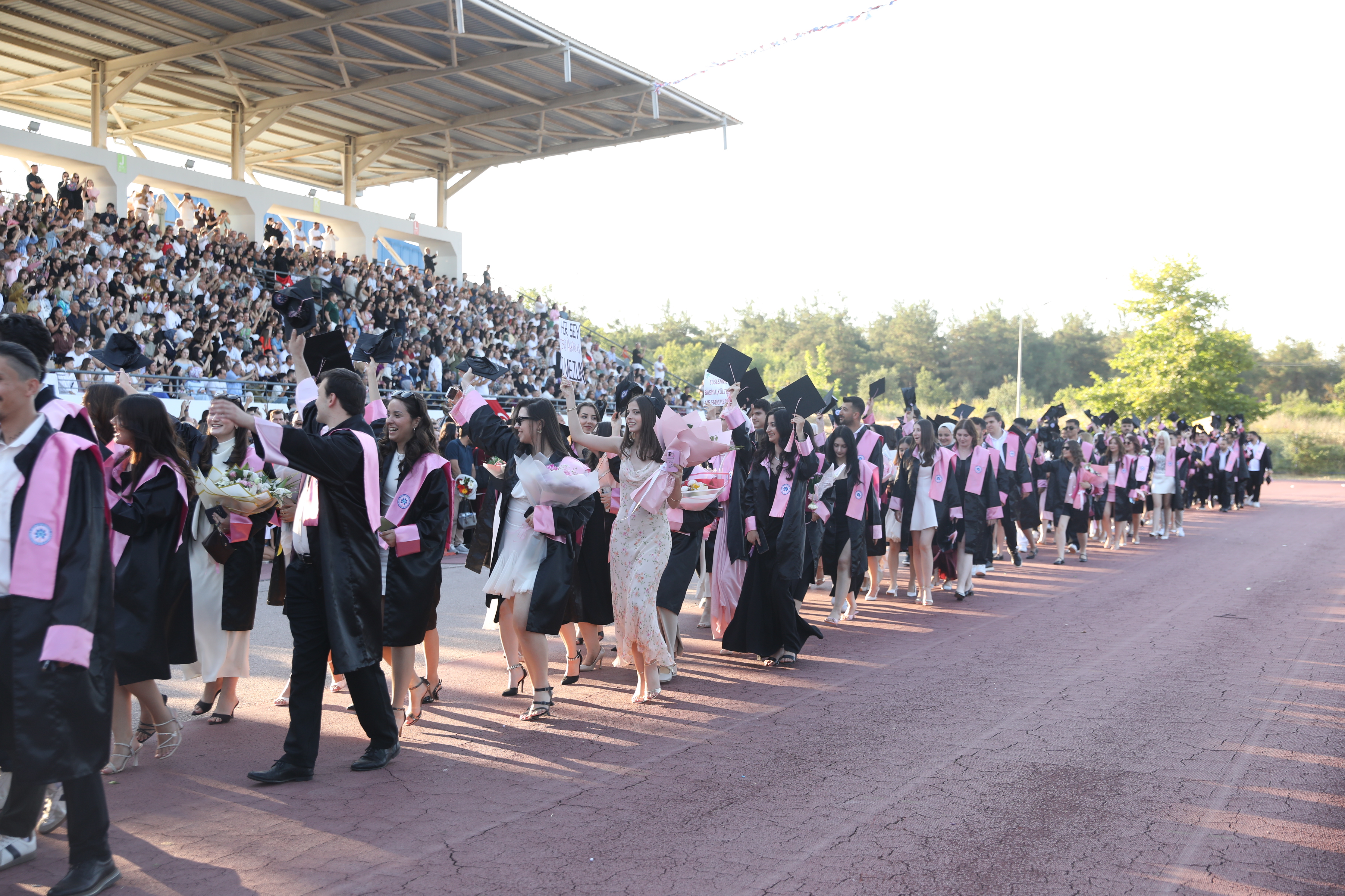 2025-2026 AKADEMİK YILI İ.İ.B.F. MEZUNİYET COŞKUSU 
